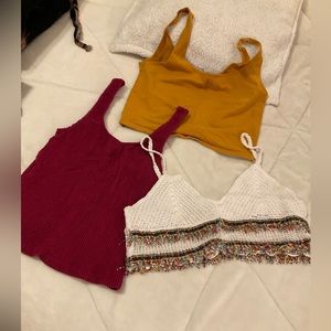 Forever 21 tank top bundle :)